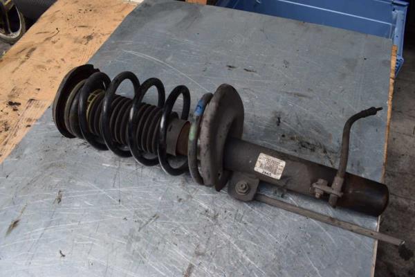 AMORTISSEUR AVANT DROIT PEUGEOT 207 1.6HDI - Vue 1